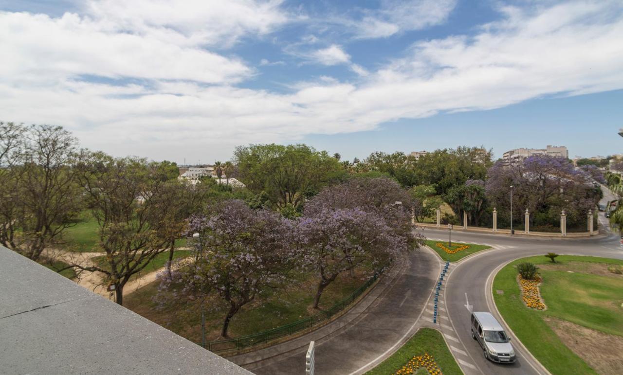 Azvalia - Edificio Parque Apartment *